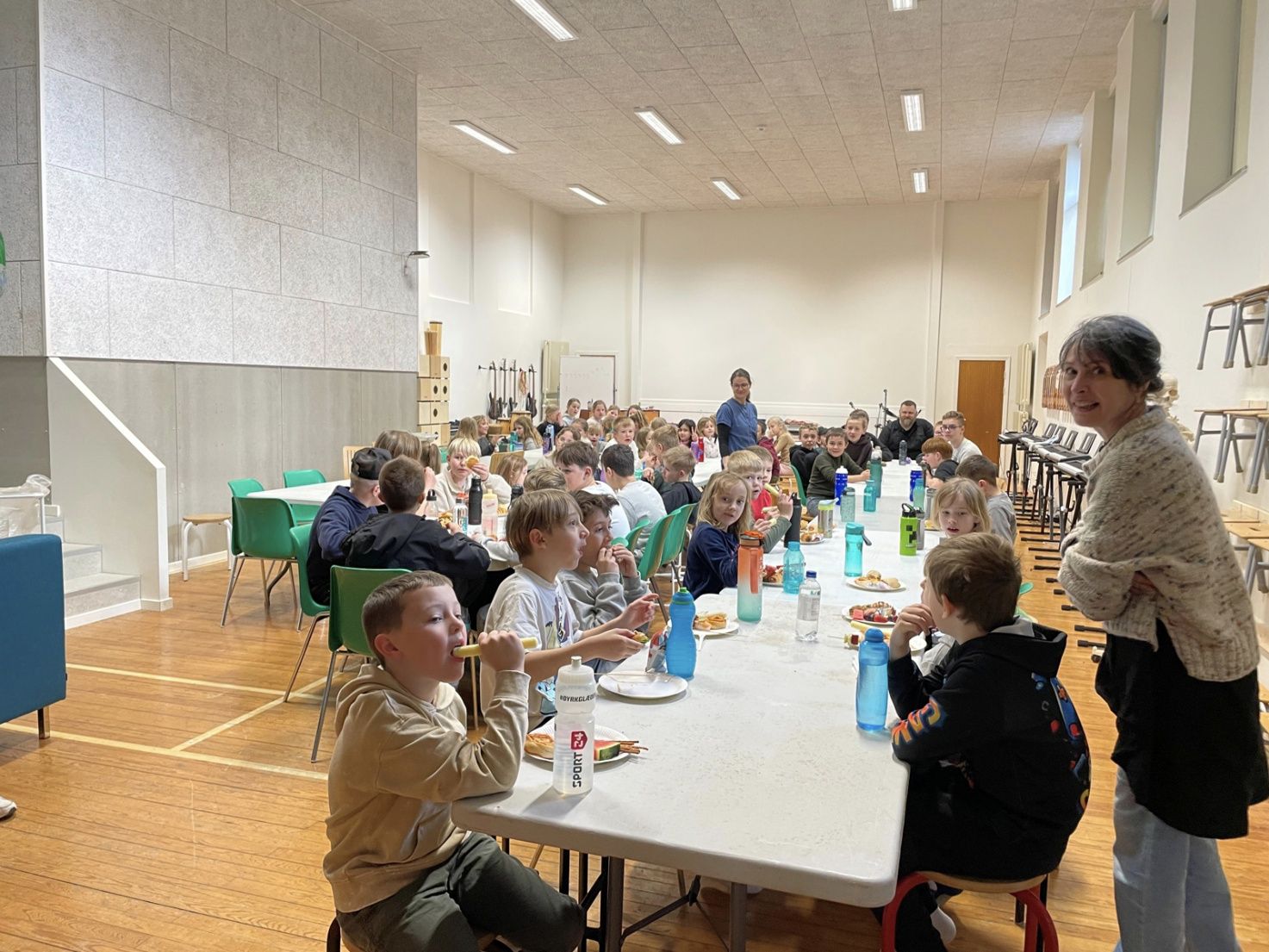 Fællesskab, fest og fremtid på Fjelstrup Skole